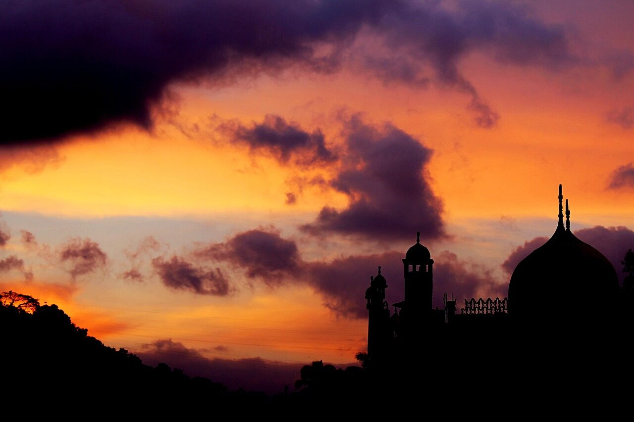 mosque, sunset, landscape, silhouette, gampola, sri lanka, ceylon, village, masjid, religious place, sacred, azan, nature, call for prayers, pray, god, islam, clouds, golden sky